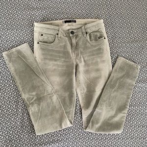 KUT FROM THE CLOTH, corduroy pants.